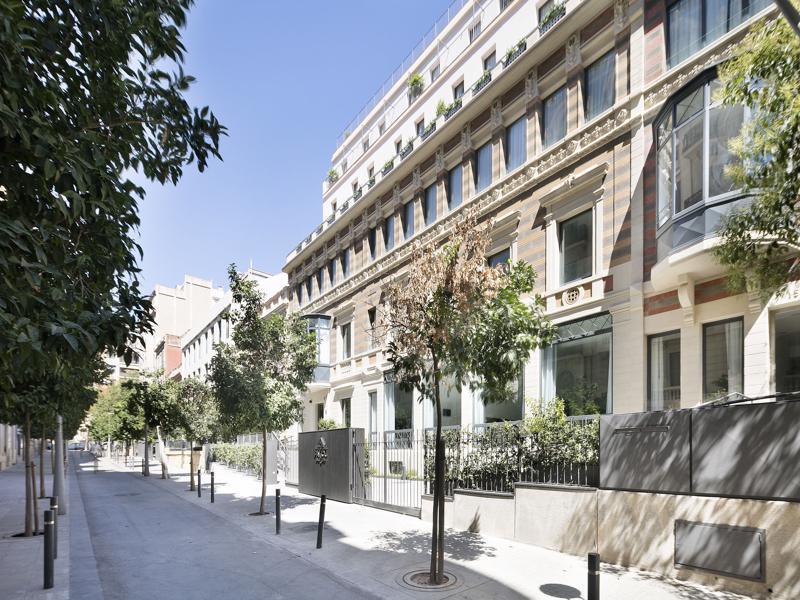 Murmuri Mercader Aparthotel
