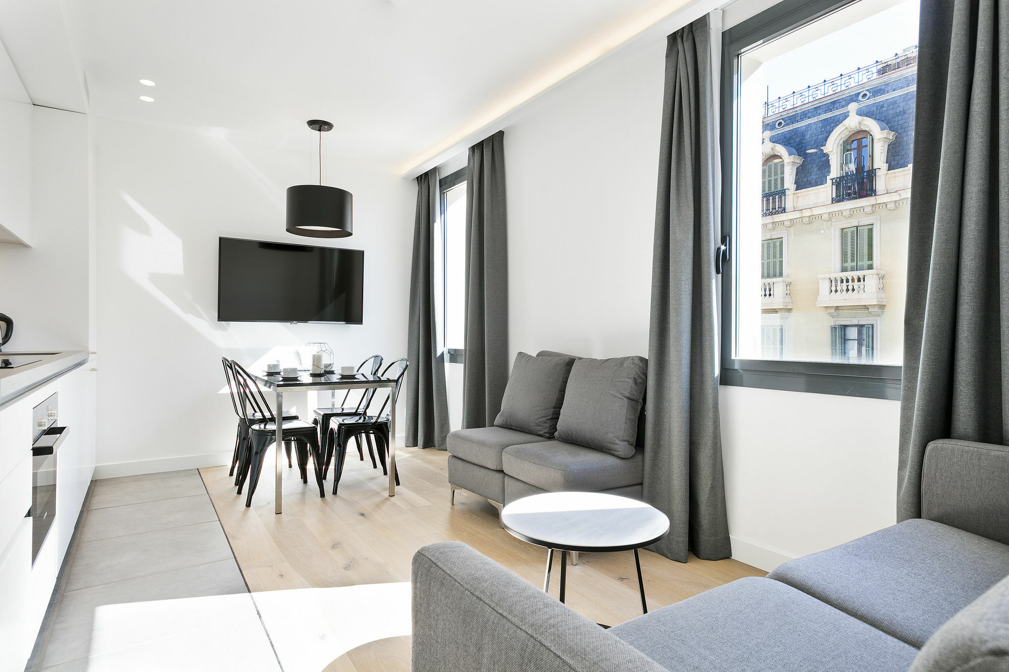 Aparthotel Murmuri Mercader 4*